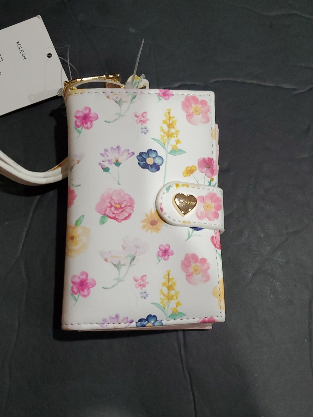 Betsey Johnson xoleah white floral bj103500 trifold wallet brand new - Picture 3 of 13